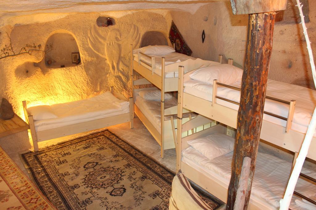 Stay In Peace Cave Hostel Goreme Room photo