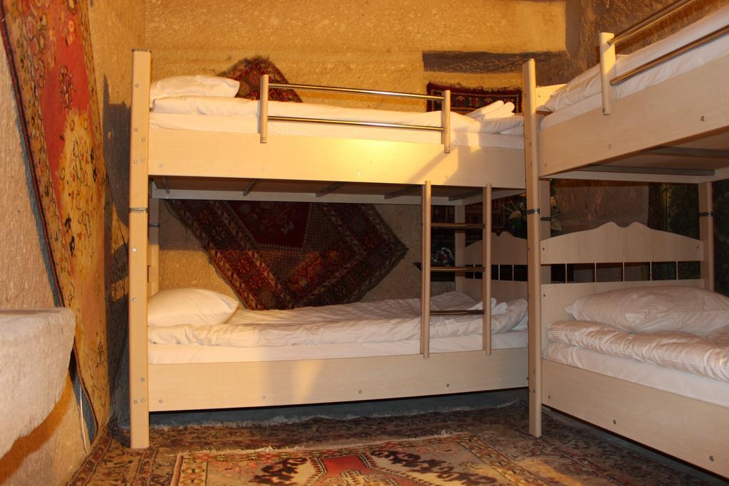 Stay In Peace Cave Hostel Goreme Room photo