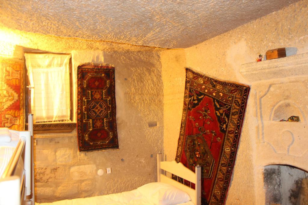 Stay In Peace Cave Hostel Goreme Room photo